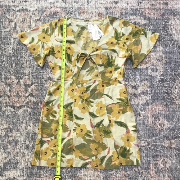 L SPACE Floral Tie front cut out Dress-Sz M (NWT) - Picture 9 of 10